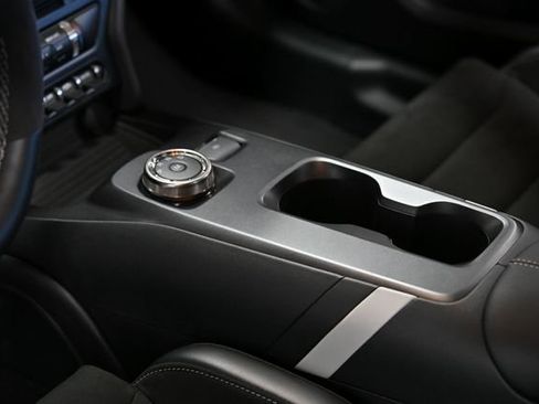 Used 2020 Ford Mustang Shelby GT500 w/ Carbon Fibre Track Pack image 30