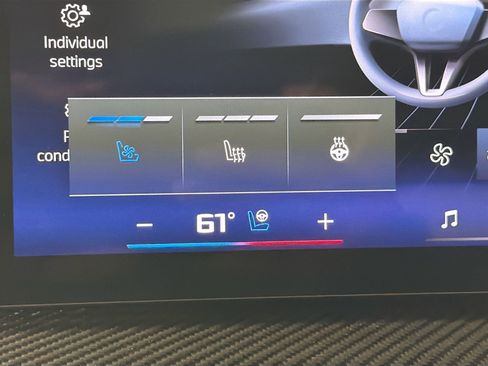 New 2026 BMW X5 M60i image 21