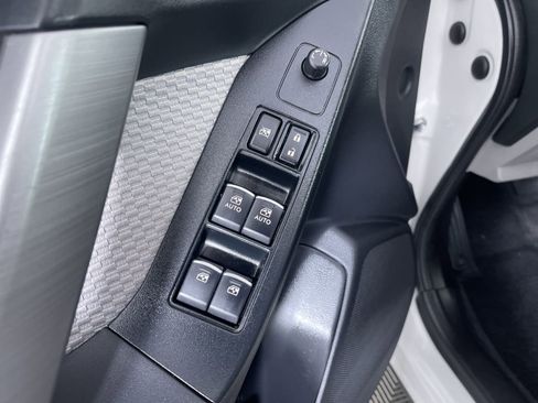 Used 2017 Subaru Forester 2.5i Premium w/ All-Weather Package image 14