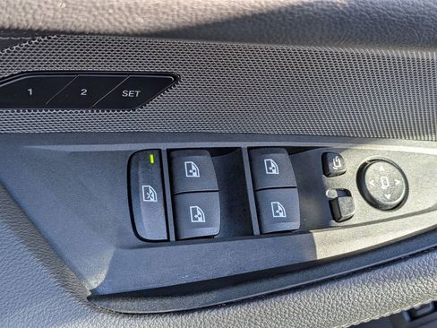 Used 2025 BMW 430i xDrive w/ Premium Package image 14