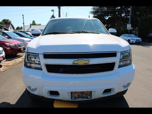 Used 2013 Chevrolet Tahoe LT AWD/4WD image 2
