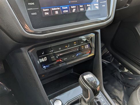 Certified 2023 Volkswagen Tiguan SE image 27
