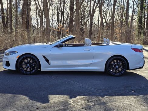 Used 2023 BMW M850i xDrive Convertible image 3