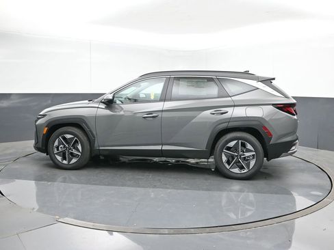 New 2026 Hyundai Tucson SEL w/ Tow & Go Package FWD image 3