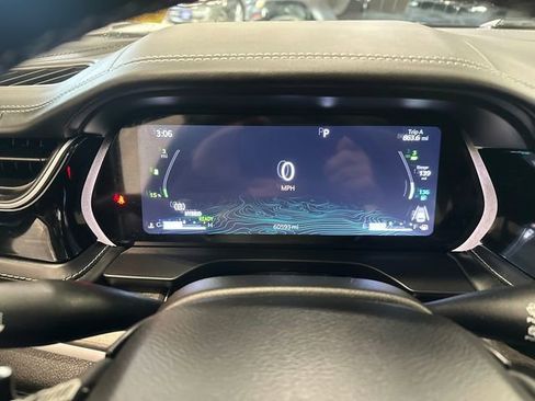 Used 2022 Jeep Grand Cherokee Limited 4xe image 21