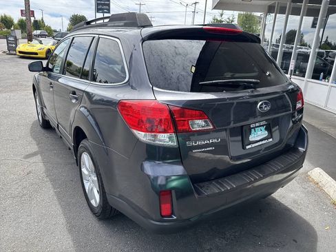 Used 2012 Subaru Outback 2.5i Premium AWD/4WD image 4