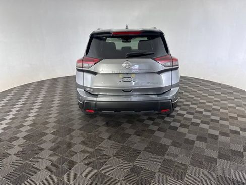 Certified 2024 Nissan Rogue SV w/ SV Premium Package AWD/4WD image 6