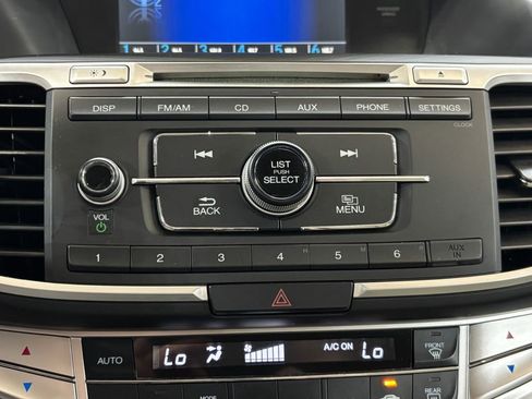 Used 2015 Honda Accord LX image 17