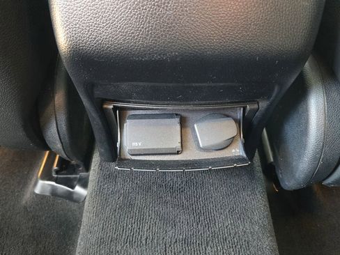 Used 2020 Mercedes-Benz GLC 300 4MATIC w/ AMG Line image 26