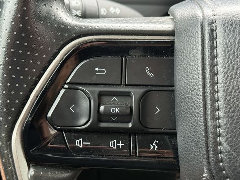 Used 2024 Toyota Tundra SR5 AWD/4WD image 17
