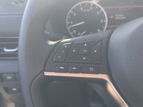 New 2025 Nissan Sentra SV image 18