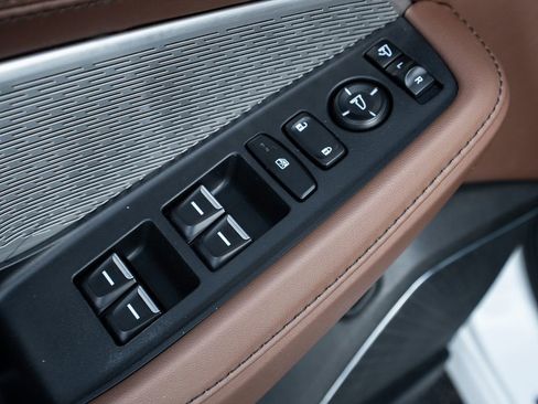 Certified 2023 Acura MDX SH-AWD w/ Advance Package image 26