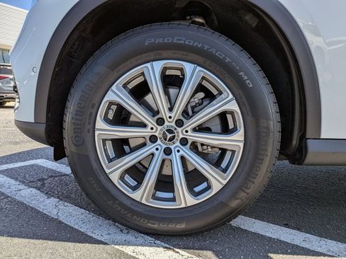 Certified 2026 Mercedes-Benz GLC 300 image 23