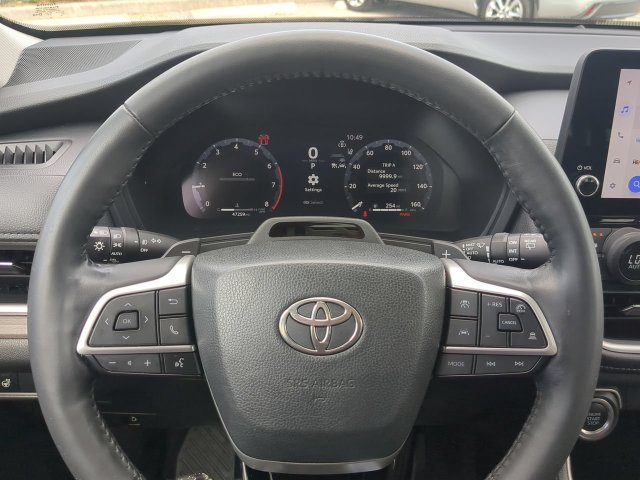 Certified 2024 Toyota Grand Highlander AWD image 33