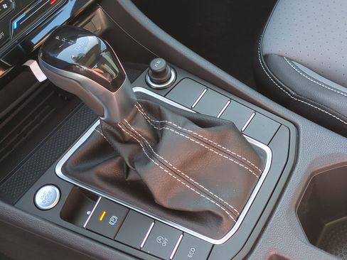 New 2025 Volkswagen Jetta SE image 15