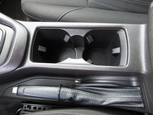 Used 2017 Ford Focus SE FWD image 20