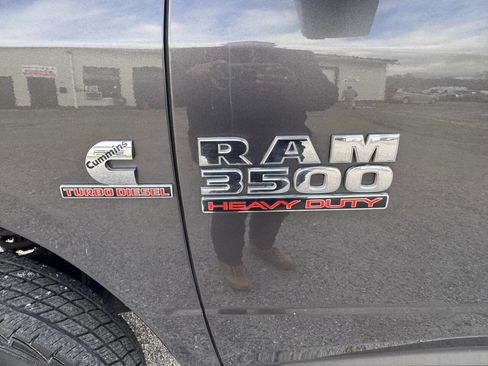 Used 2016 RAM 3500 Laramie image 76