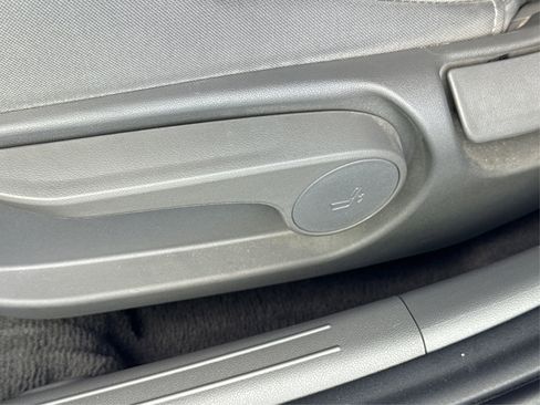 Used 2023 Hyundai Elantra SEL w/ Cargo Package image 24