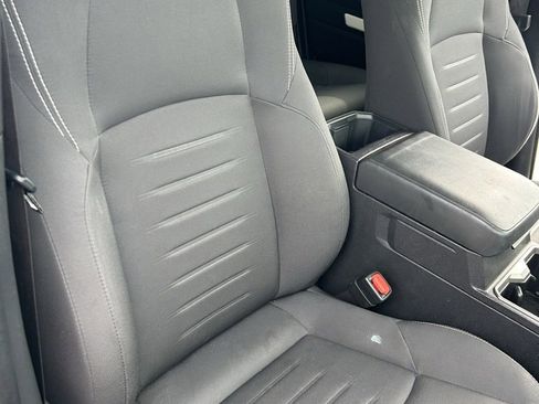 Used 2024 Toyota Tacoma TRD Off-Road image 18