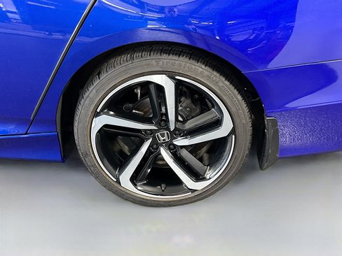 Used 2021 Honda Accord Sport image 37