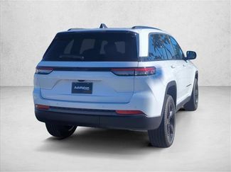New 2026 Jeep Grand Cherokee Limited w/ Limited Altitude Package RWD video 2