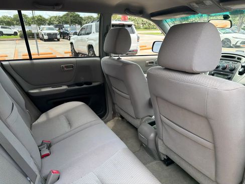 Used 2007 Toyota Highlander 2WD image 8