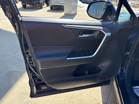 Used 2025 Toyota RAV4 XLE image 24