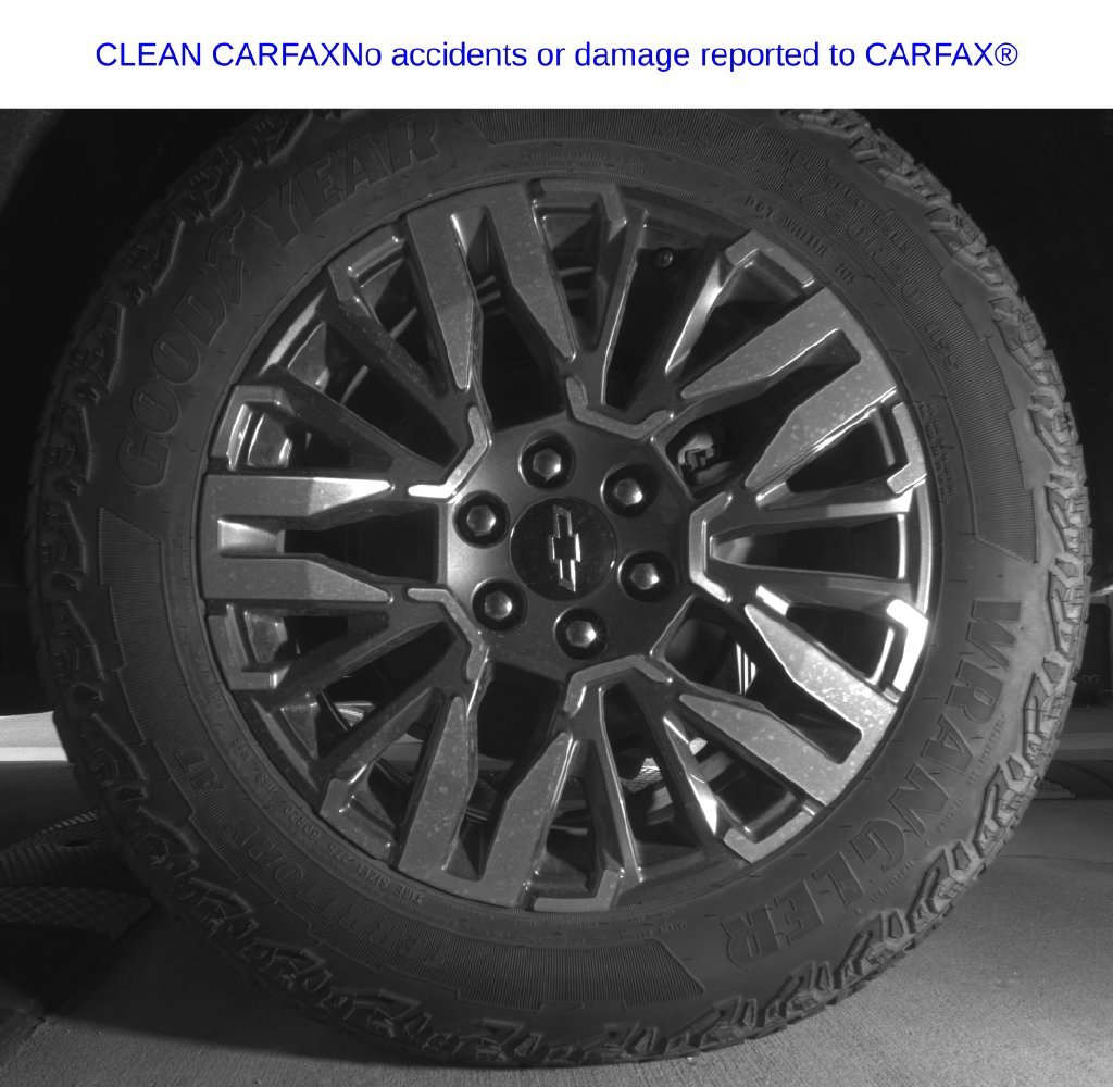 Used 2025 Chevrolet Tahoe Z71 AWD/4WD image 13