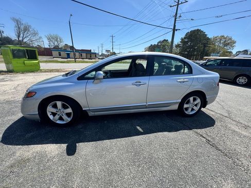 Used 2006 Honda Civic EX image 2