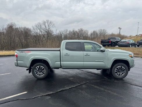Certified 2022 Toyota Tacoma TRD Sport w/ Technology Package image 2