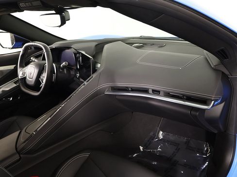 Used 2021 Chevrolet Corvette Stingray Preferred Cpe w/ Battery Protection Package image 31