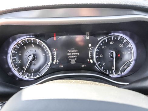 New 2026 Chrysler Pacifica Select FWD image 23