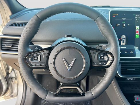 New 2025 VinFast VF 8 Plus image 11