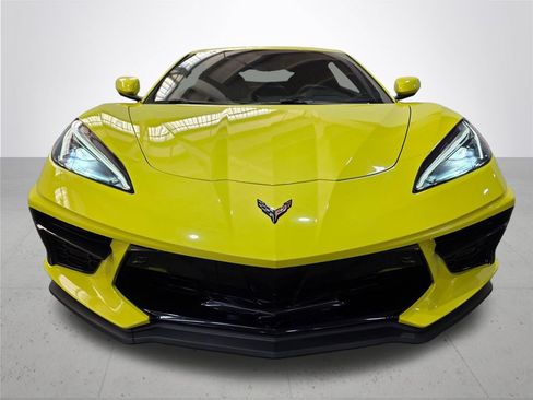 Used 2021 Chevrolet Corvette Stingray Premium Cpe w/ Z51 Performance Package RWD image 4