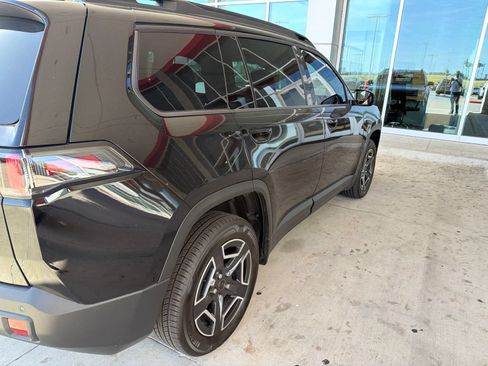 Used 2026 Jeep Cherokee Limited AWD/4WD image 18