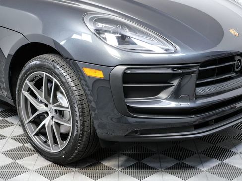 New 2026 Porsche Macan image 32