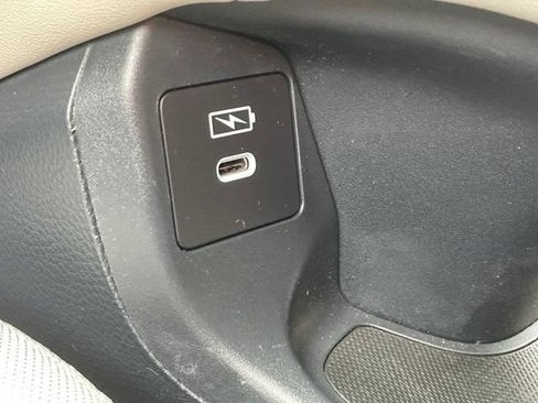 Used 2024 Honda HR-V LX image 14