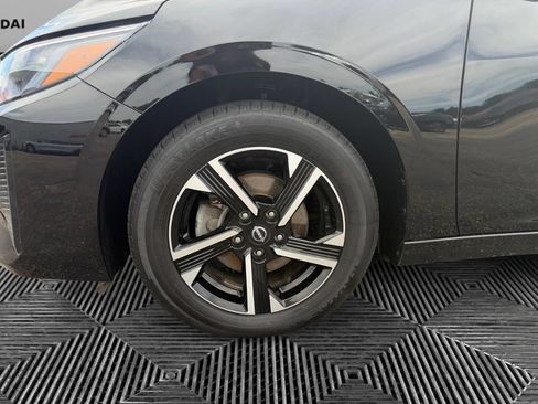 Used 2024 Nissan Sentra SV FWD image 15