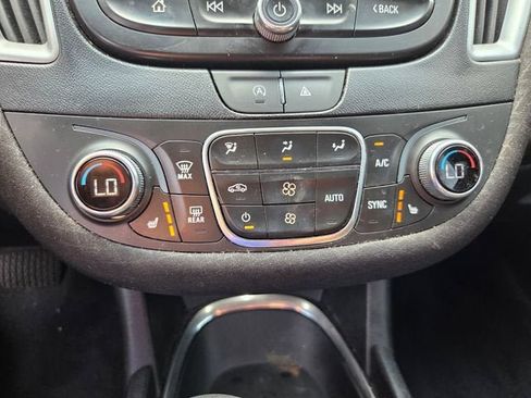 Used 2023 Chevrolet Malibu LT FWD image 24