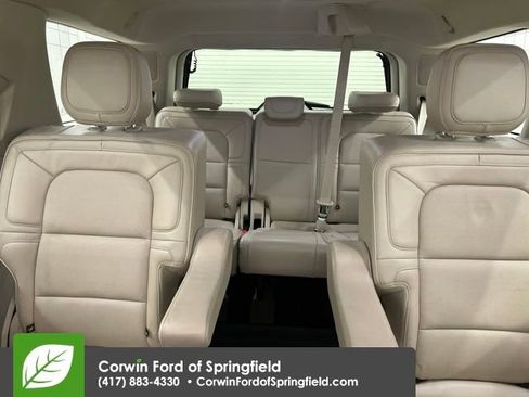 Used 2019 Lincoln Navigator Reserve image 29