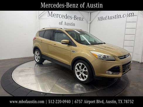 Used 2014 Ford Escape Titanium w/ Equipment Group 401A FWD image 1