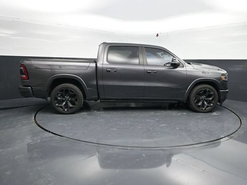 Used 2022 RAM 1500 Limited AWD/4WD image 11