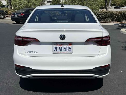 Used 2022 Volkswagen Jetta S FWD image 15