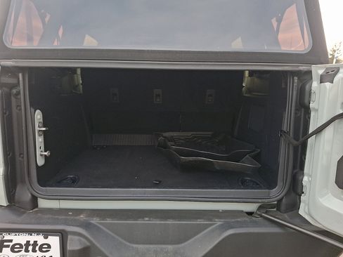 Used 2023 Ford Bronco Big Bend w/ Sasquatch Package image 28