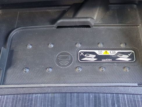 Used 2019 Chevrolet Impala Premier image 32