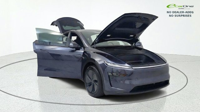Used 2026 Tesla Model Y Long Range RWD image 12