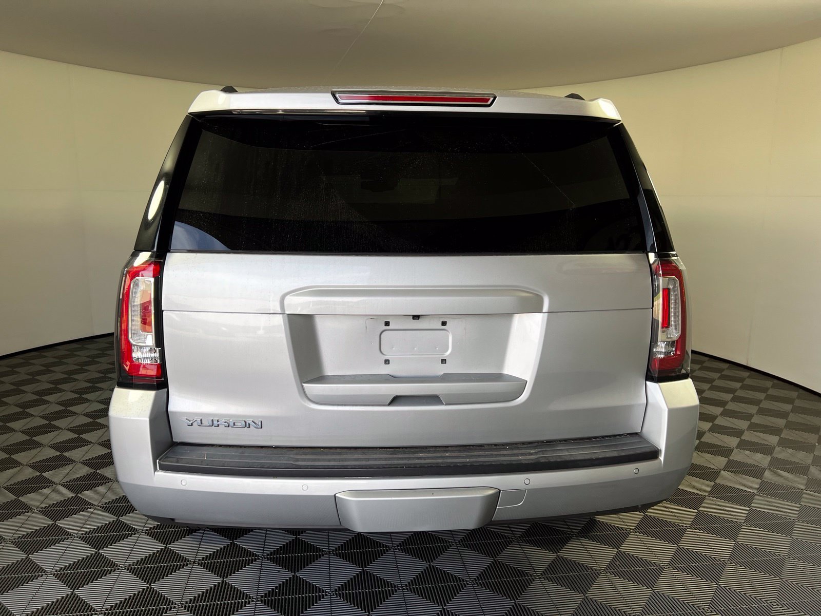 Used 2020 GMC Yukon SLT w/ Open Road Package AWD/4WD image 6