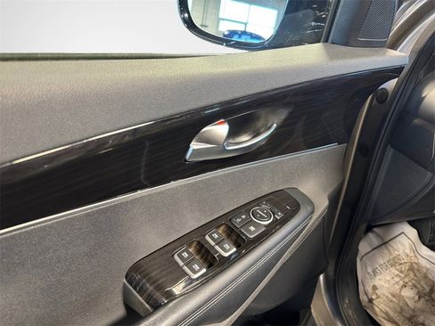 Used 2019 Kia Sorento EX image 14