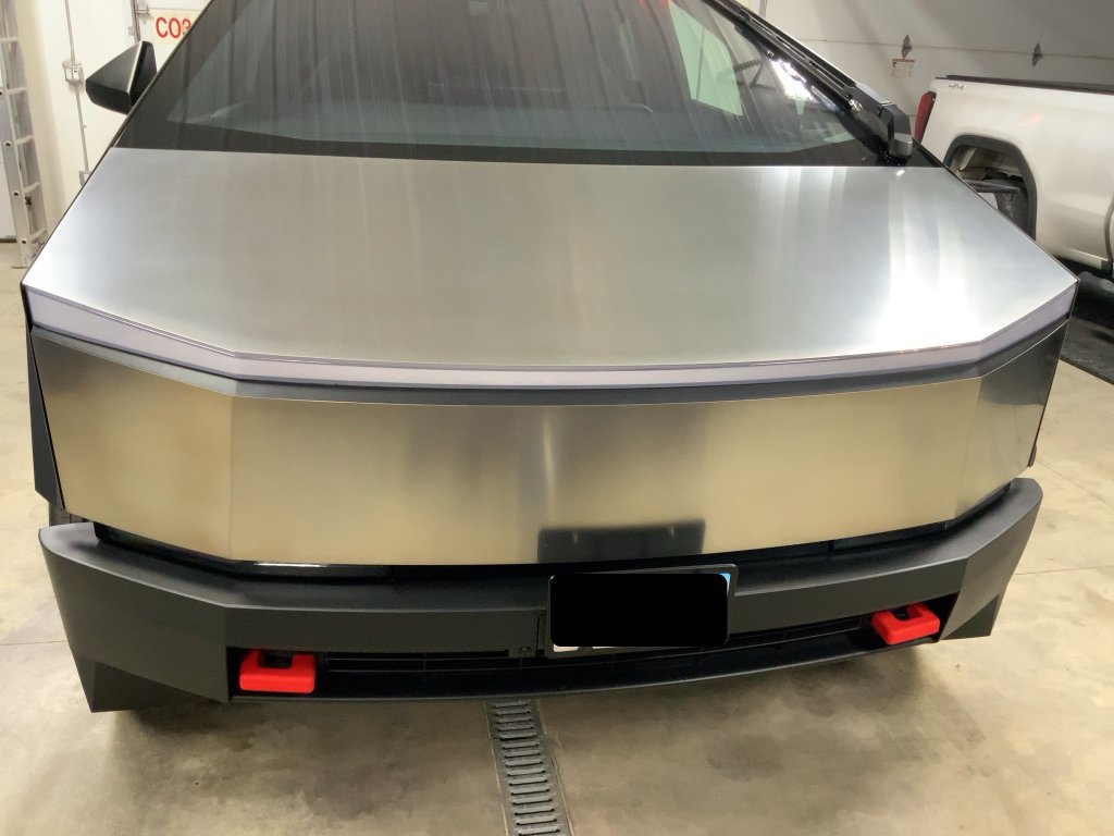 Used 2026 Tesla Cybertruck AWD Crew Cab image 2