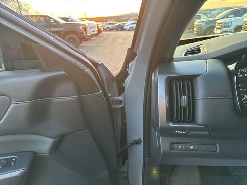 Used 2023 Nissan Pathfinder Rock Creek image 13